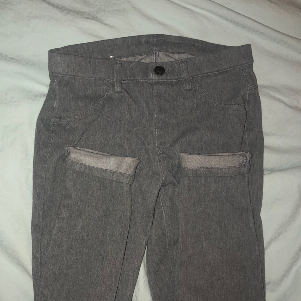 Uniqlo XS 24” ultra stretch jeans in grey